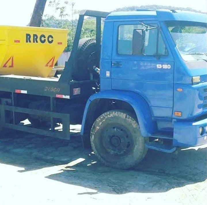 Caçamba RRCC em operação